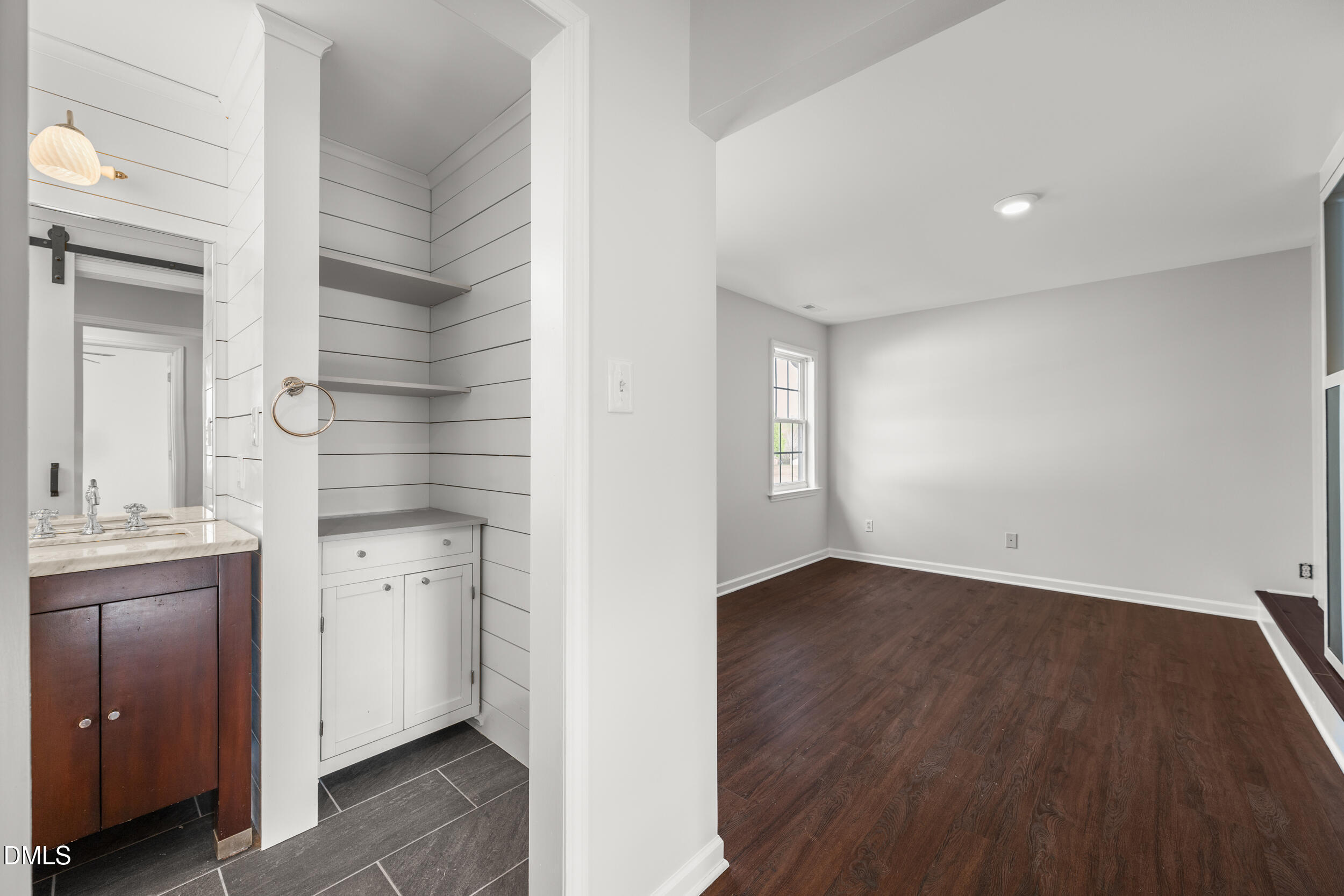 24 Country Side Drive Roxboro, NC 27574 - Photo 13 of 36 17 -24 country side dr, interior, primar