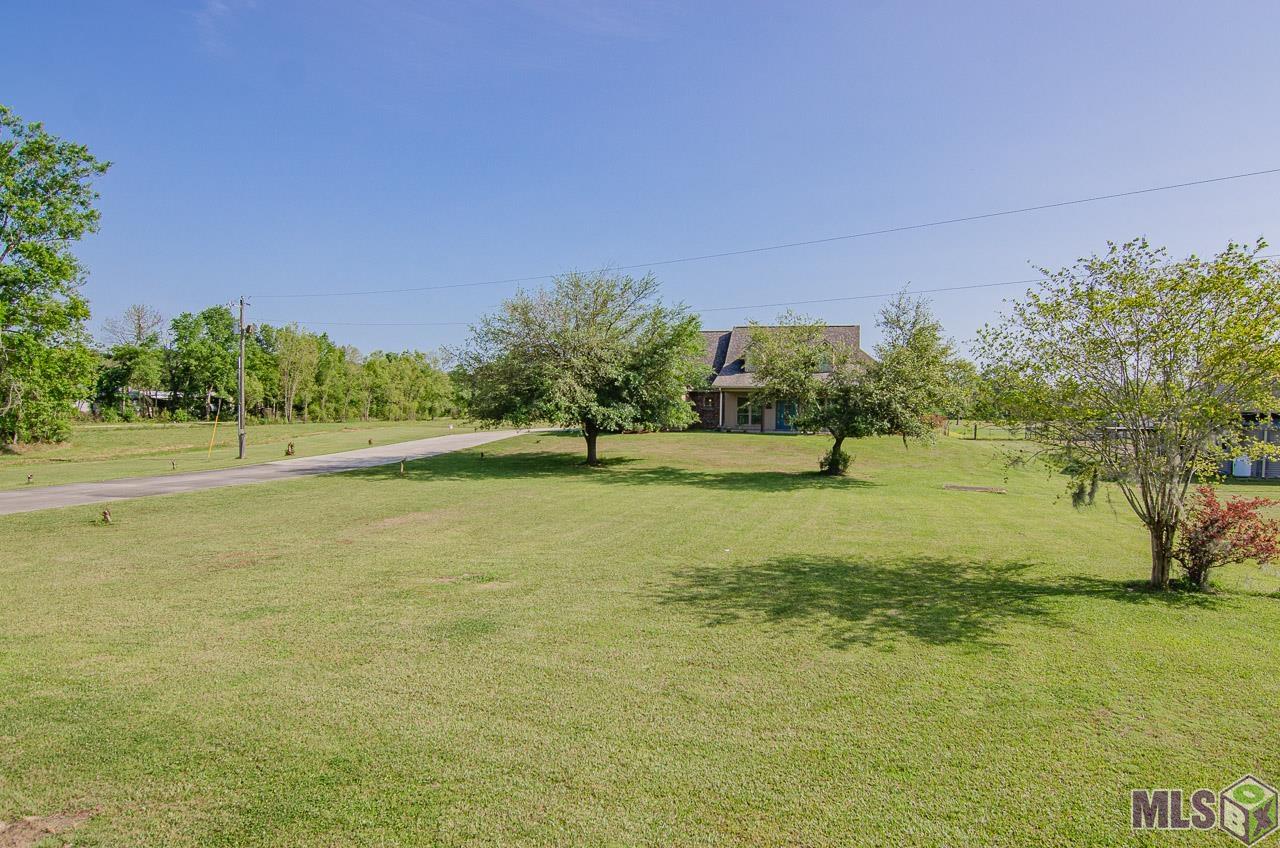 48127 Sam Martin Road St. Amant, LA 70774 - Photo 3 of 24 Gallery Image 3
