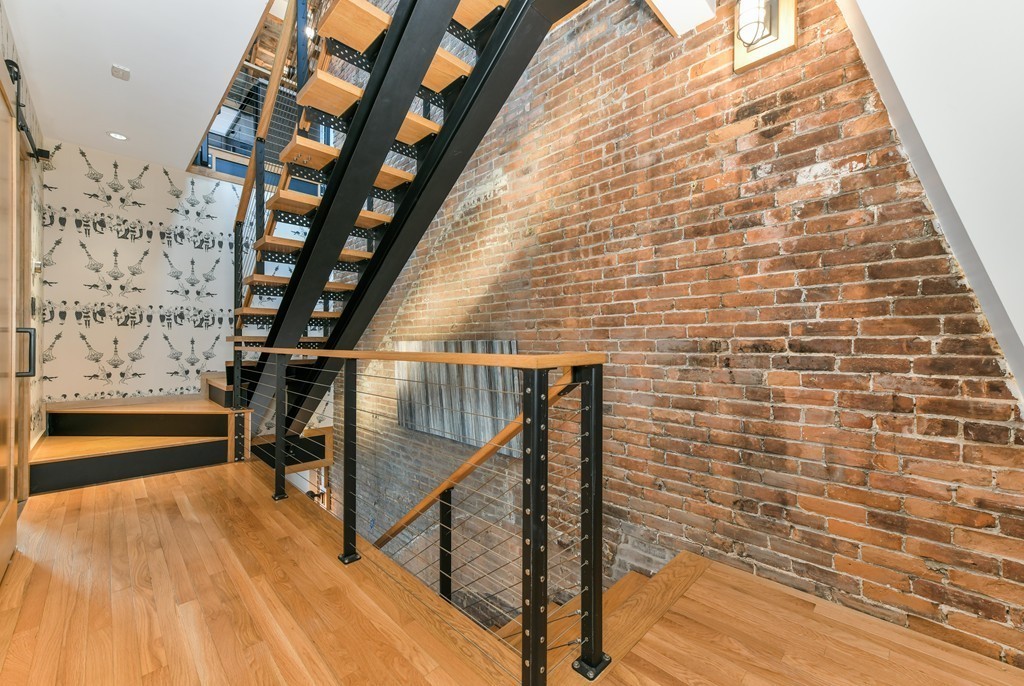 27 Rutland Street, Unit 2 Boston, MA 02118 - Photo 9 of 23 Gallery Image 9