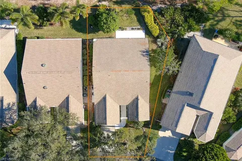 $324,900 | 25151 Fairway Dunes Court, Bonita Springs, FL 34135