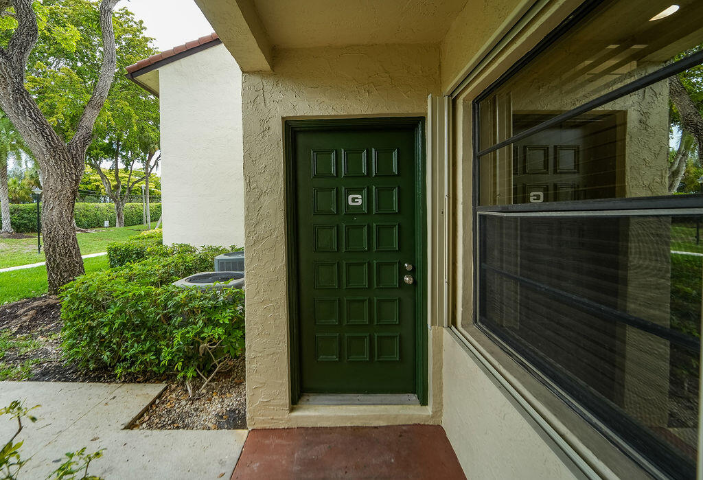 21839 Arriba, Unit 10G Boca Raton, FL 33433 - Photo 4 of 34 21839ArribaReal10G-7
