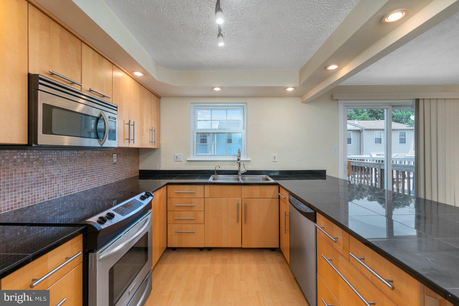 4018 Rustico Road Baltimore, MD 21220 - Photo 8 of 20 Granite Countertops