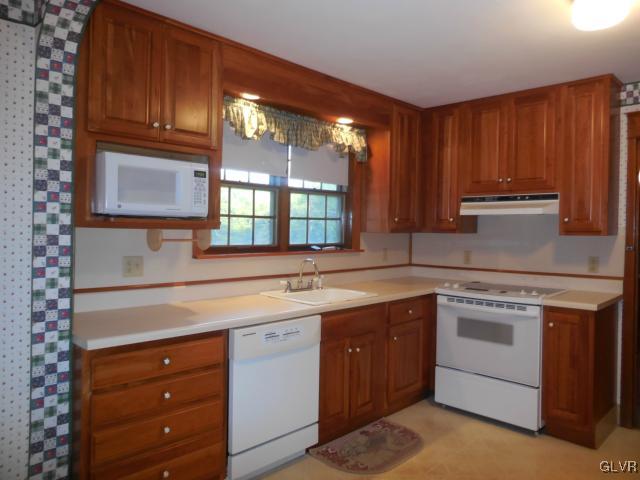 2020 Stocker Mill Road Easton, PA 18045 - Photo 7 of 36 ample cabinetry and new appliances