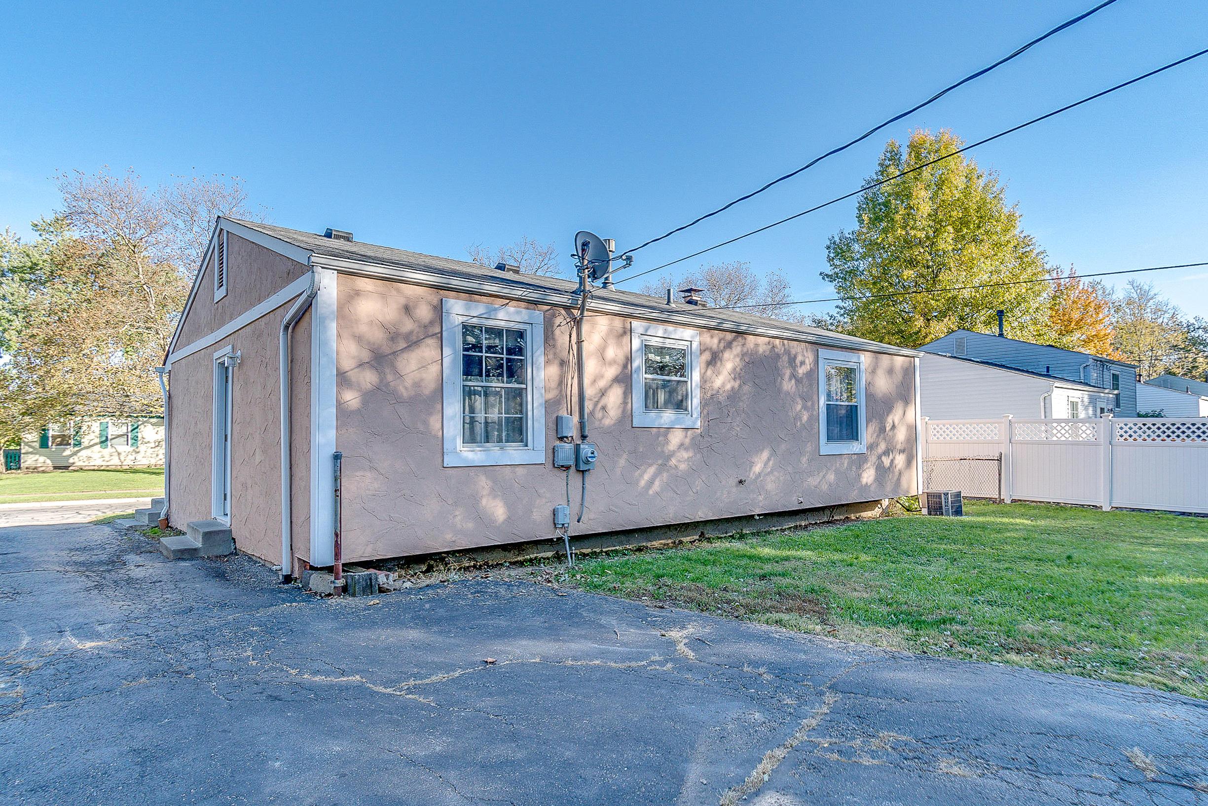 3261 Fontaine Road Columbus, OH 43232 - Photo 29 of 34 Gallery Image 29