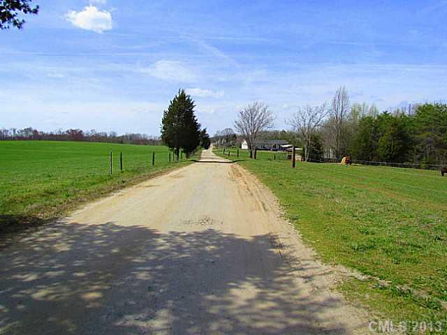 325 Lambert Road Hiddenite, NC 28636 - Photo 5 of 16