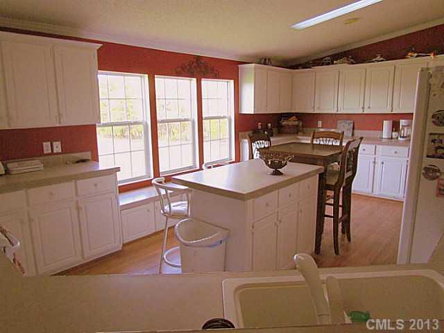 325 Lambert Road Hiddenite, NC 28636 - Photo 9 of 16