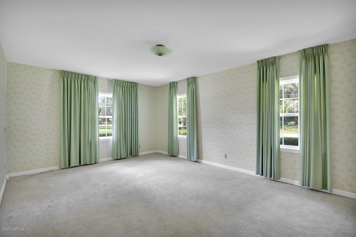 4920 River Point Road Jacksonville, FL 32207 - Photo 16 of 27 4920 River point Master bedroom