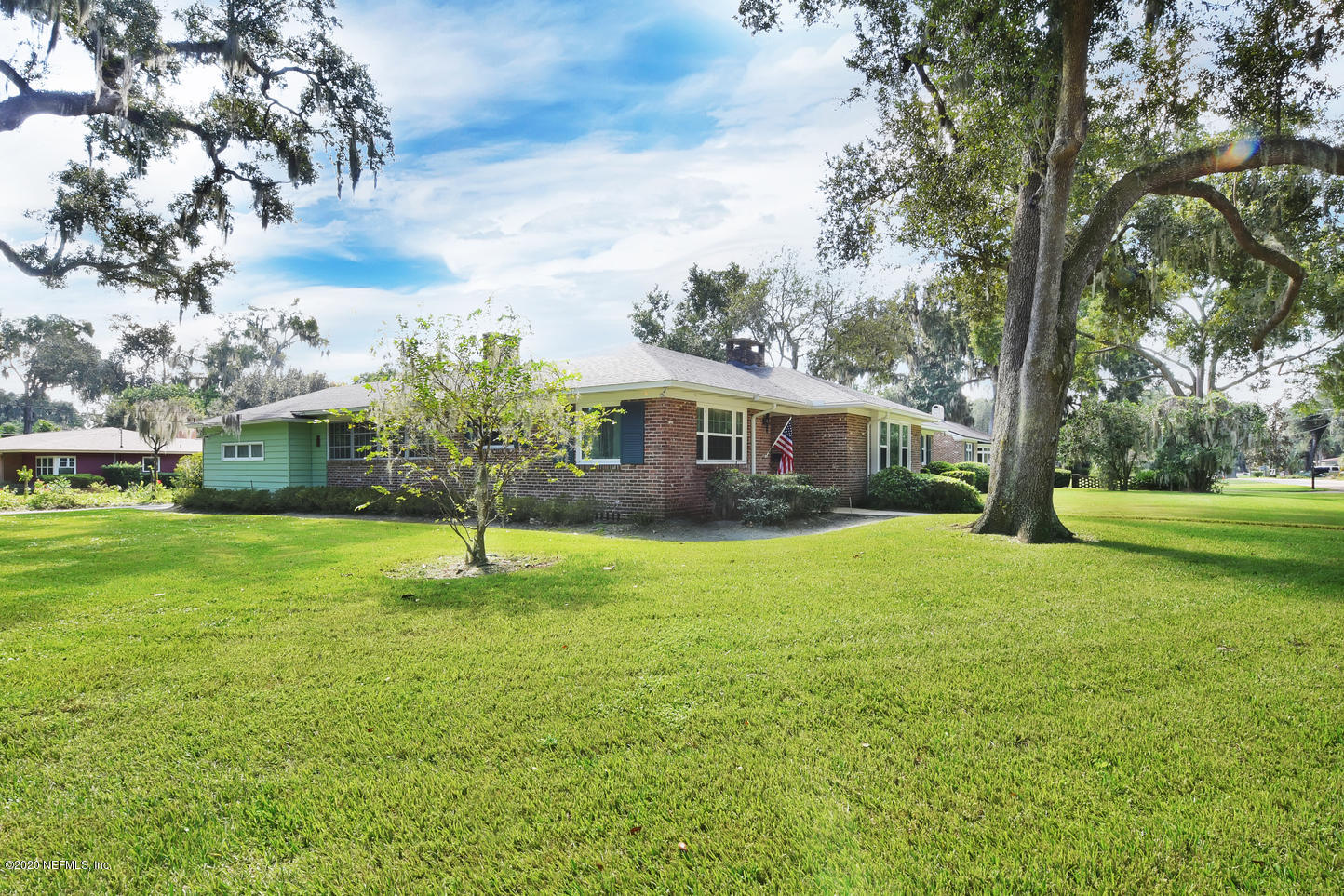4920 River Point Road Jacksonville, FL 32207 - Photo 4 of 27 002-4920RiverPointRoad-Jacksonville-FL-3