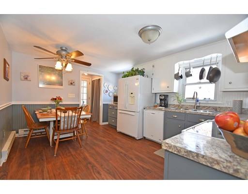 218 North Sturbridge Road Charlton, MA 01507 - Photo 4 of 24