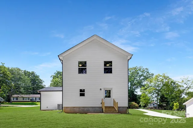 $270,000 | 112 North Gould Avenue, Bessemer City, NC 28016