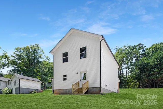 $270,000 | 112 North Gould Avenue, Bessemer City, NC 28016