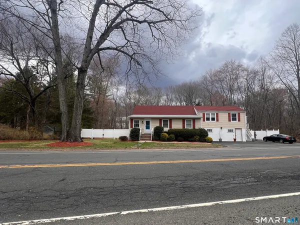 $710,000 | 556 Pepper Street, Monroe, CT 06468