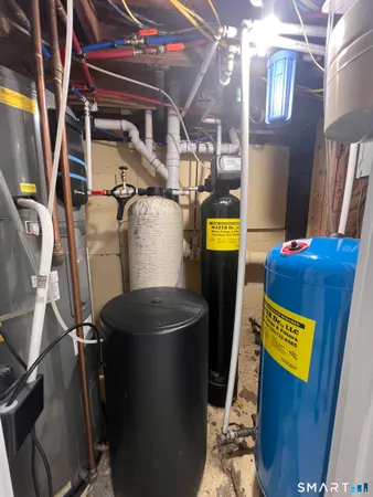 $710,000 | 556 Pepper Street, Monroe, CT 06468