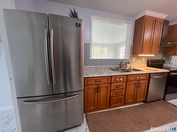 $710,000 | 556 Pepper Street, Monroe, CT 06468