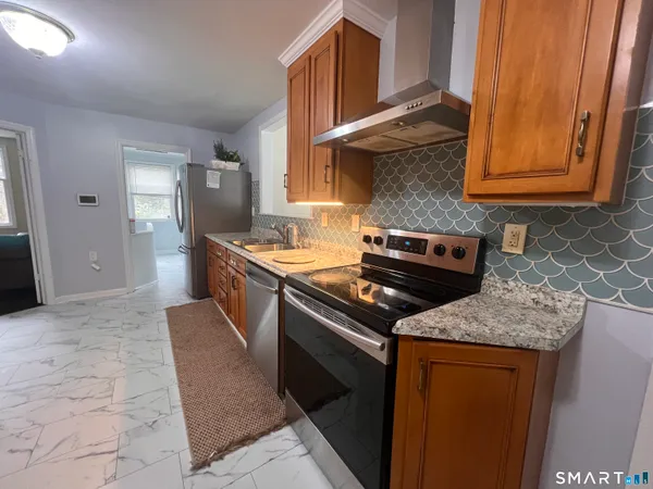 $710,000 | 556 Pepper Street, Monroe, CT 06468
