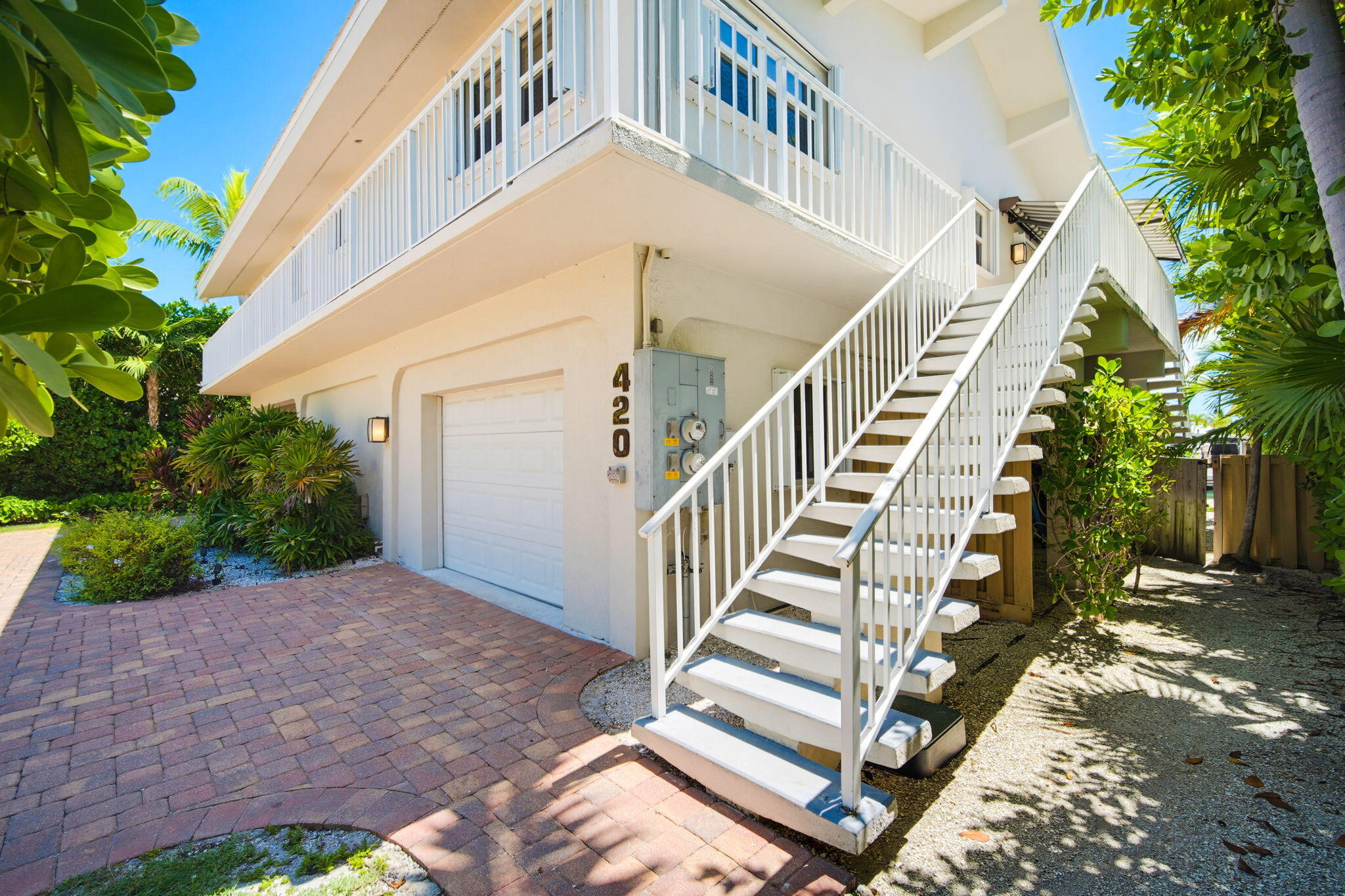 420 11th Street Key Colony Beach, FL 33051 - Photo 7 of 104 Entrance to Main House