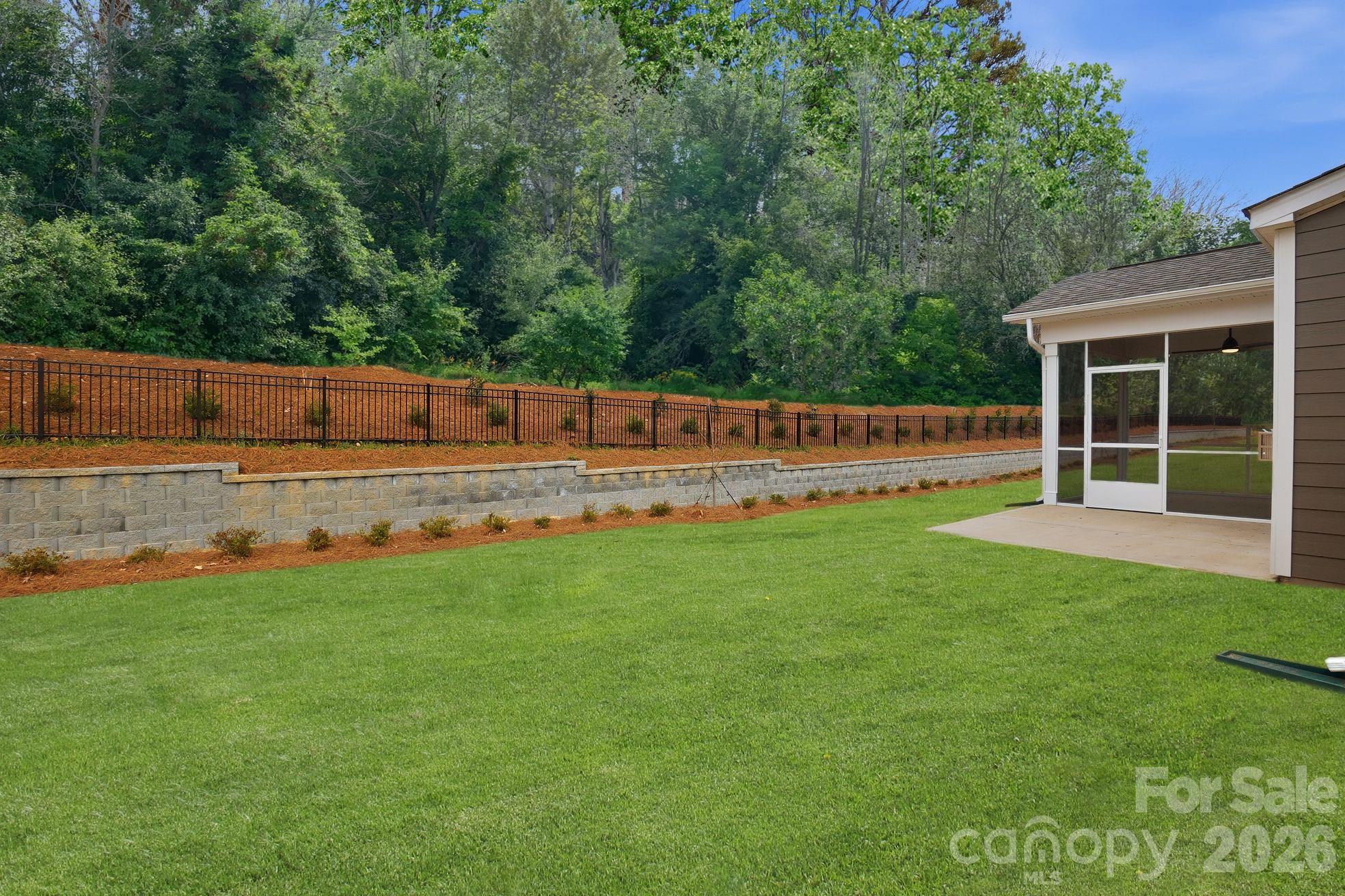 339 Alameda Way Matthews, NC 28104 - Photo 5 of 43