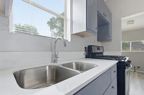 a close view of sink and tap