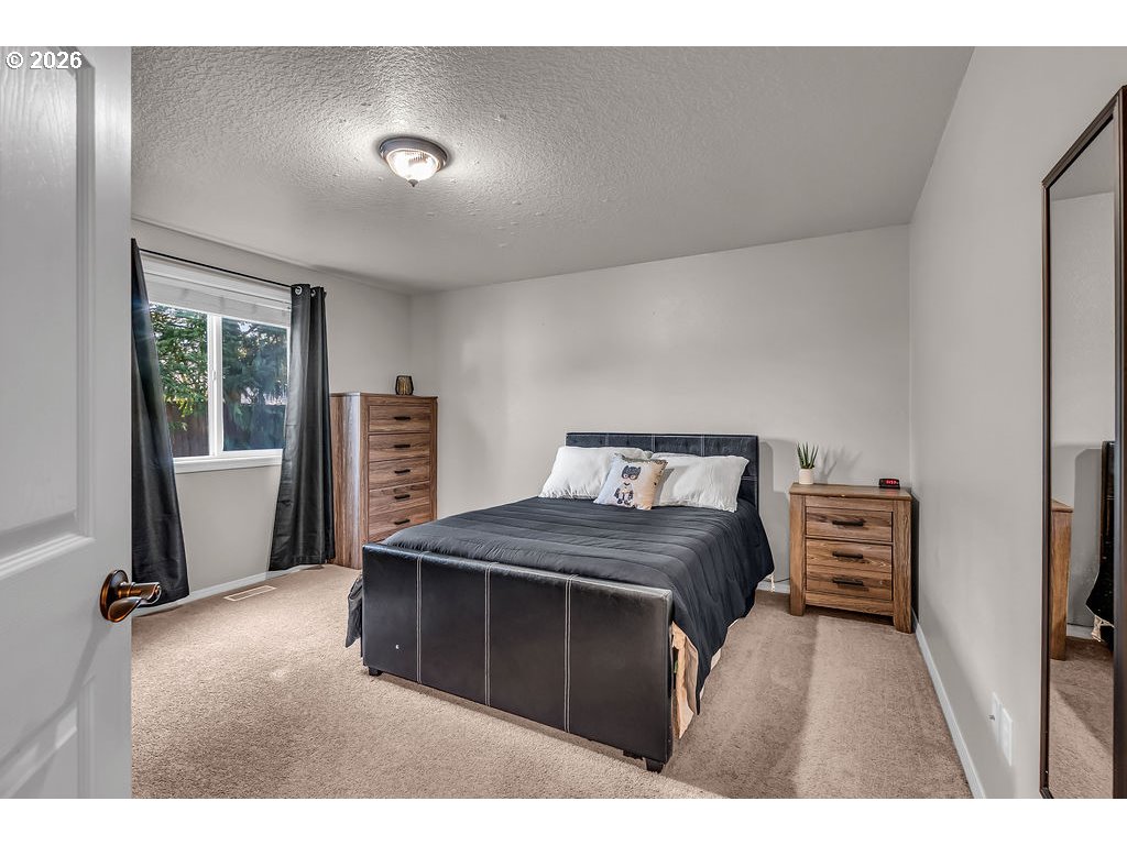 4460 Morfitt Street Hubbard, OR 97032 - Photo 19 of 36