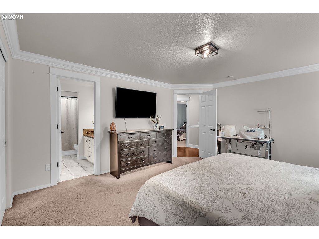 4460 Morfitt Street Hubbard, OR 97032 - Photo 22 of 36