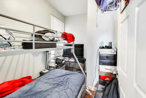 $249,000 | 7524 South Ellis Avenue, Chicago, IL 60619