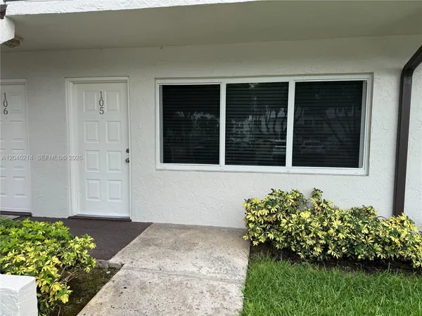 $2,350 | 8695 Northwest 6th Lane, Unit 2105, Miami, FL 33126