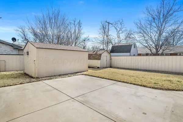 a view of backyard space