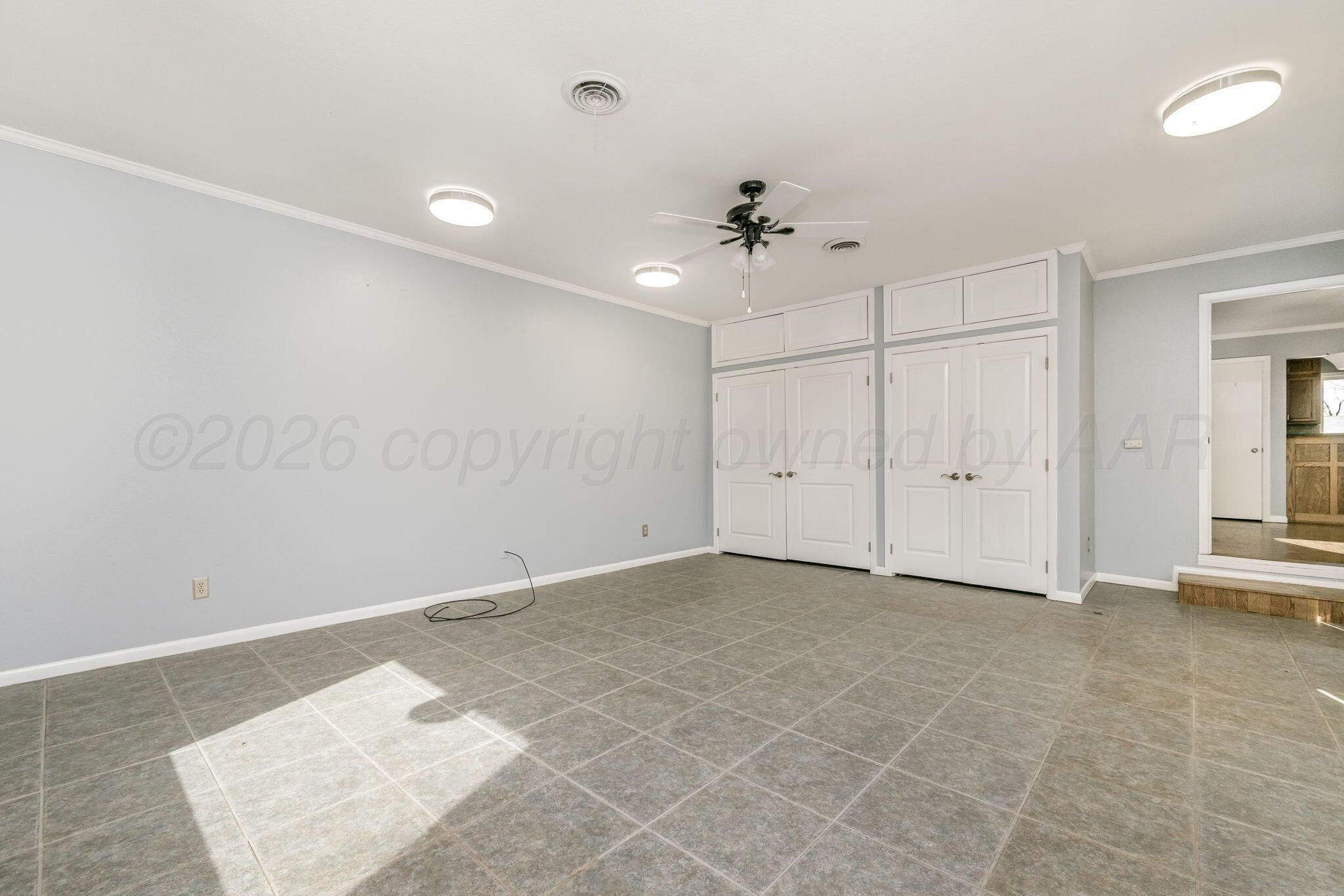 4305 Omaha Avenue Amarillo, TX 79106 - Photo 10 of 20 a view of an empty room