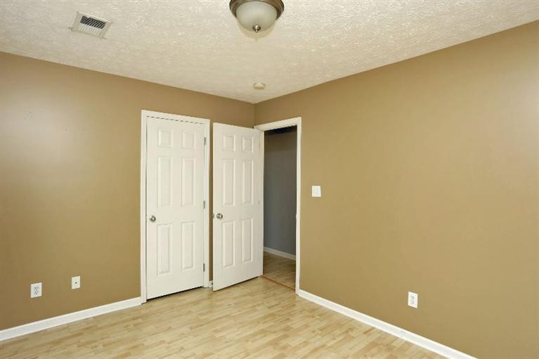 281 Spring Valley Lane Lexington, KY 40511 - Photo 15 of 19 Photo 15