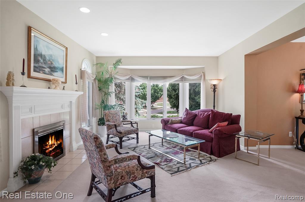 3565 Heron Ridge Drive Rochester Hills, MI 48309 - Photo 4 of 51 Gallery Image 4
