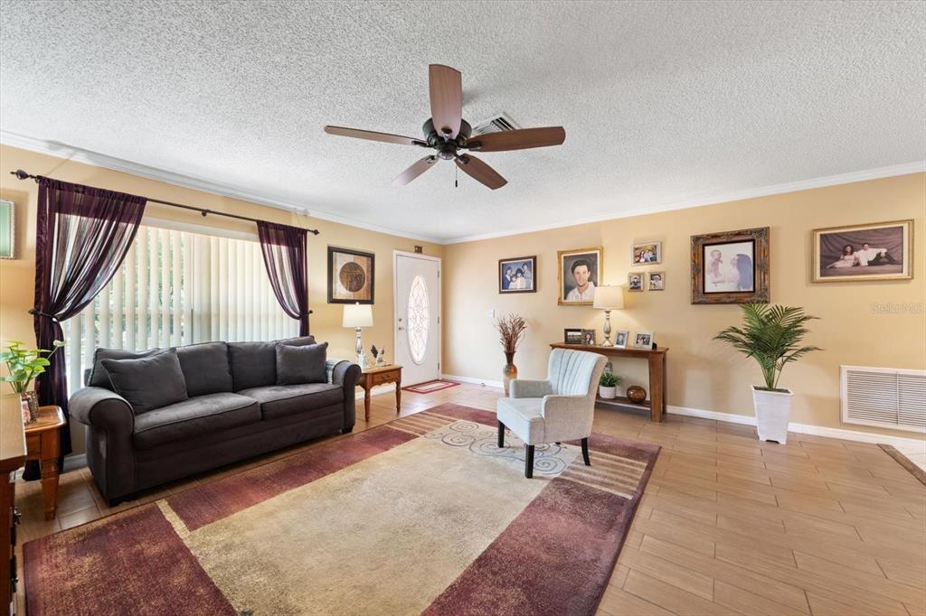 2211 Portside Passage Palm Harbor, FL 34685 - Photo 10 of 55