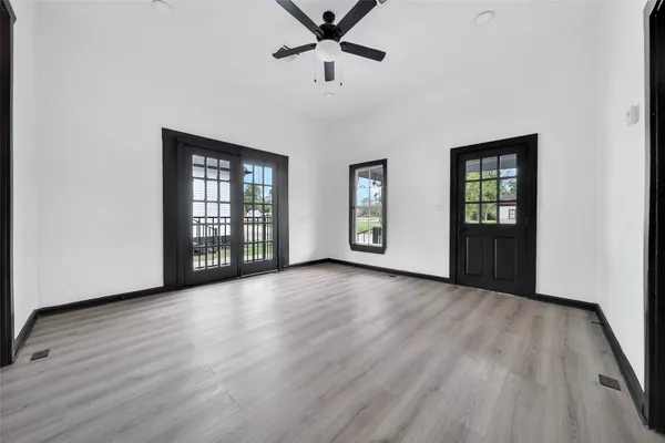 $399,900 | 106 Spring School Road, Spring, TX 77373