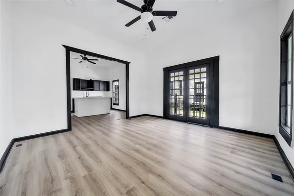 $399,900 | 106 Spring School Road, Spring, TX 77373