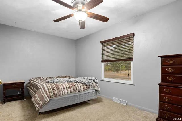 $169,900 | 624 South Sweetbriar Drive, Chillicothe, IL 61523