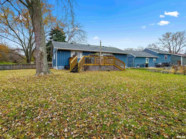 $169,900 | 624 South Sweetbriar Drive, Chillicothe, IL 61523