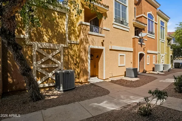 $300,000 | 22125 North 29th Avenue, Unit 122, Phoenix, AZ 85027