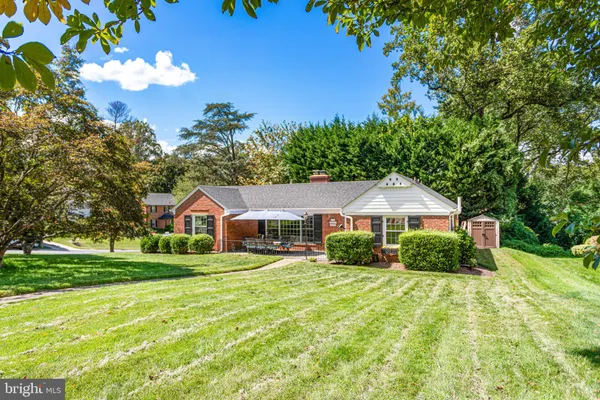 $972,500 | 7100 Western Avenue, Chevy Chase, MD 20815