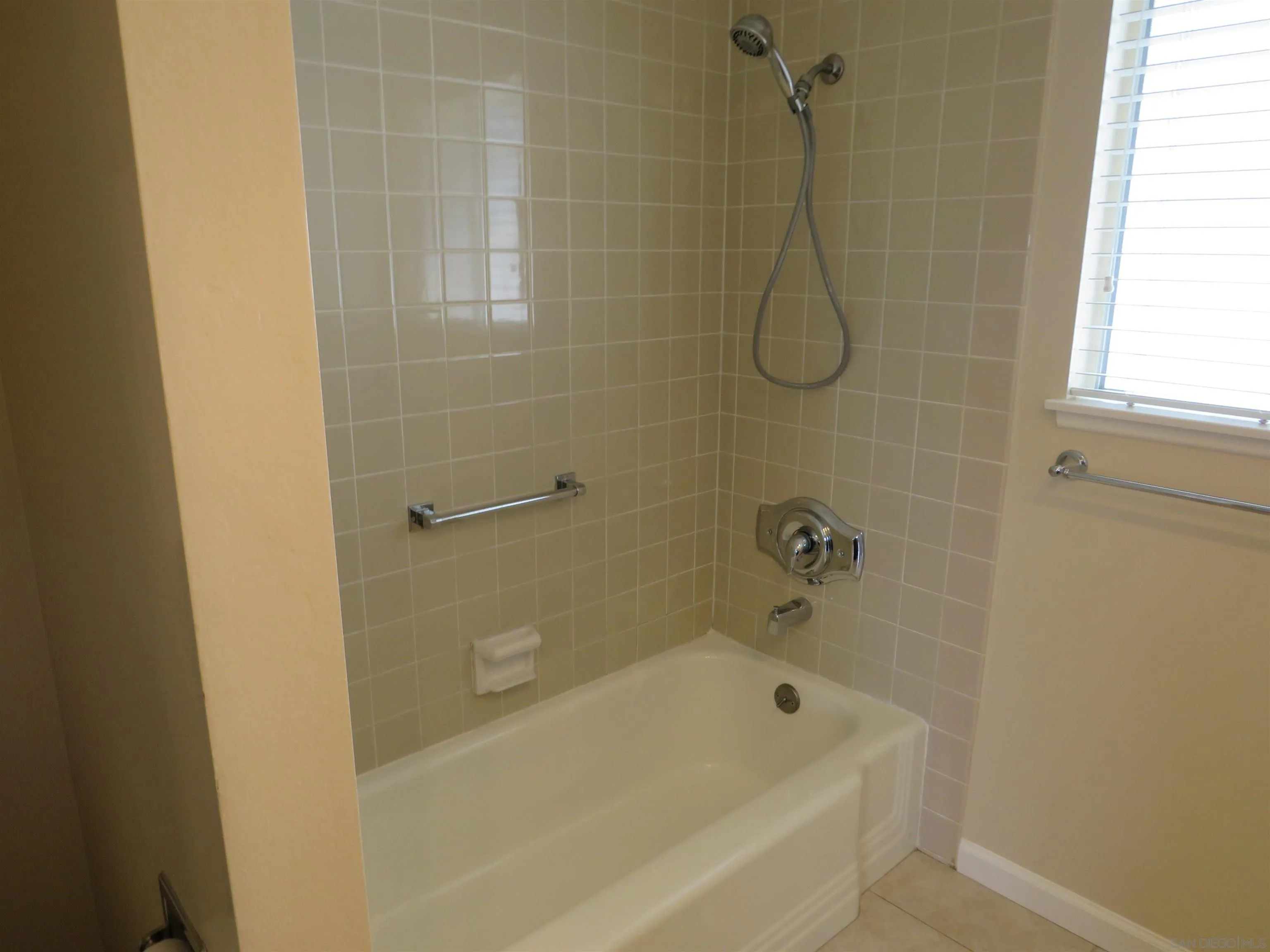 12422 Mantilla Road San Diego, CA 92128 - Photo 12 of 28