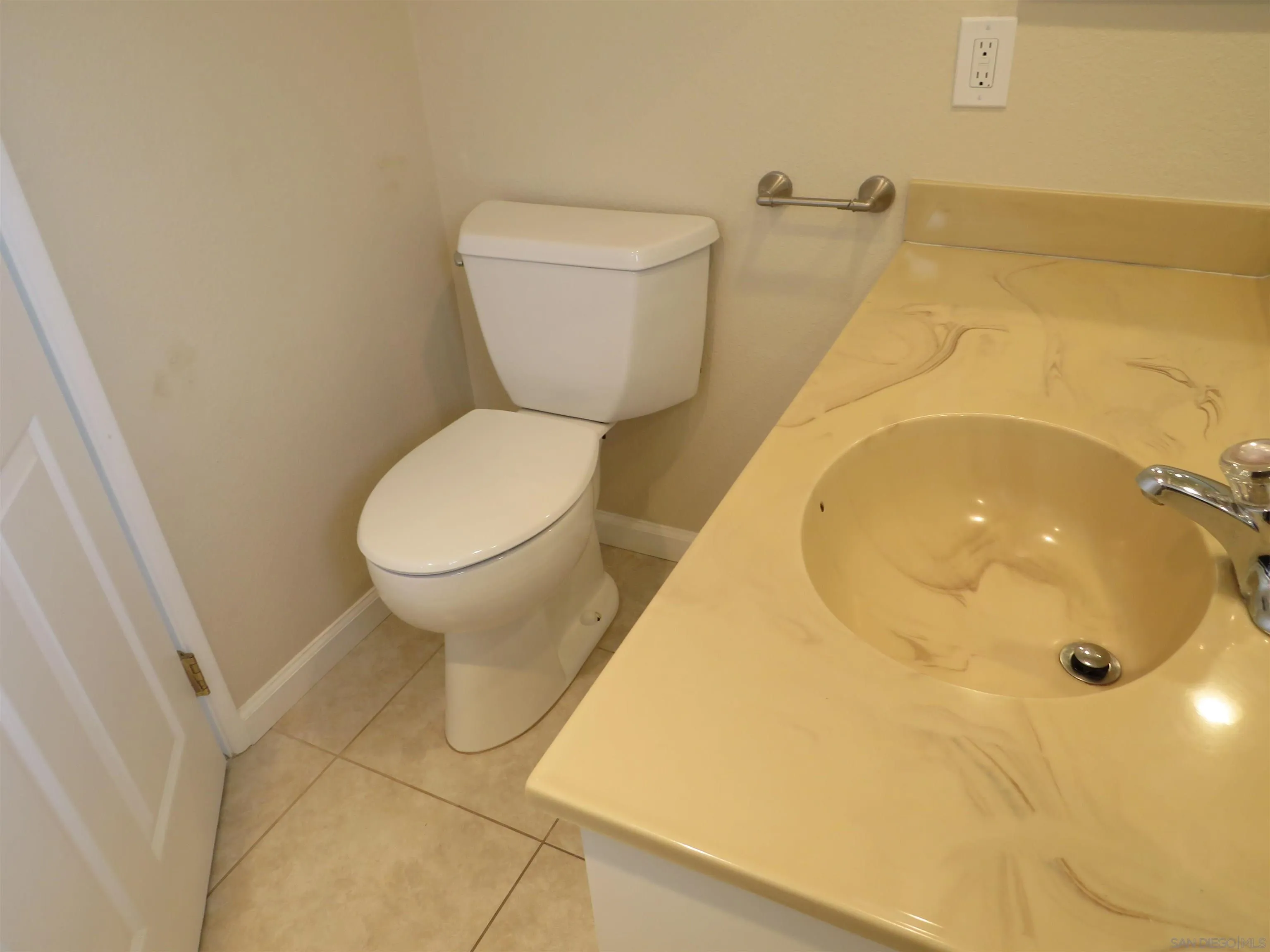 12422 Mantilla Road San Diego, CA 92128 - Photo 18 of 28