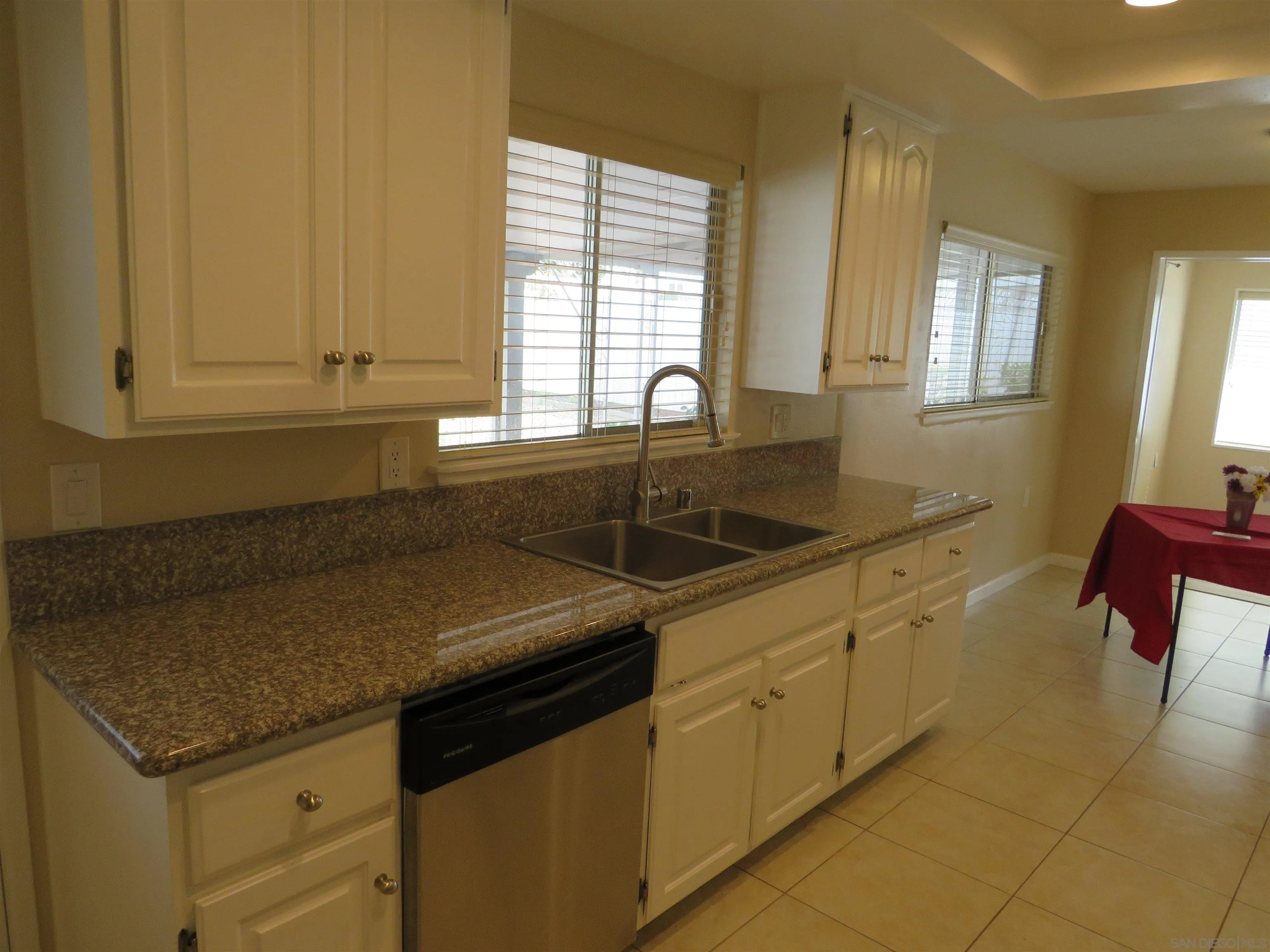 12422 Mantilla Road San Diego, CA 92128 - Photo 5 of 28
