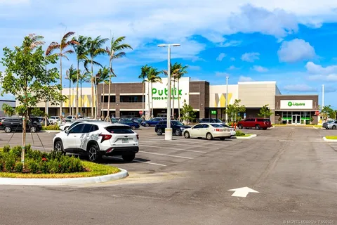 $595,000 | 12386 Southwest Sand Dollar Way, Port St. Lucie, FL 34987