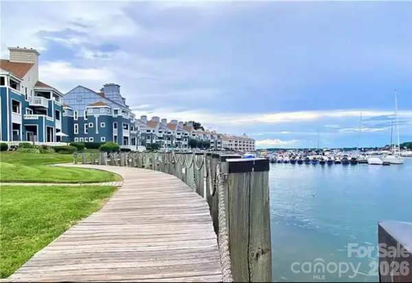 $425,000 | 18857 Vineyard Point Lane, Cornelius, NC 28031