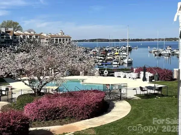 $425,000 | 18857 Vineyard Point Lane, Cornelius, NC 28031