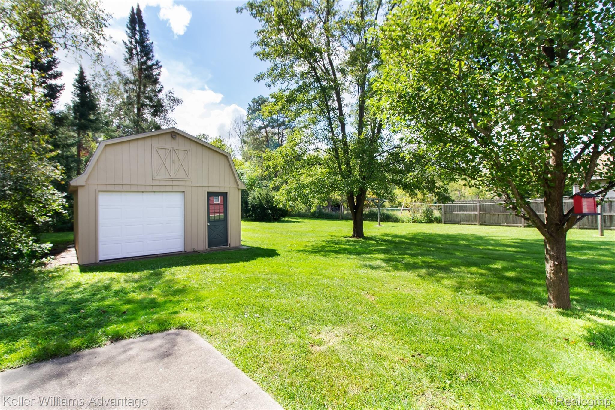 7495 Coldwater Road Flushing, MI 48433 - Photo 33 of 35 ColdwaterRd_7495_Back_01.jpg