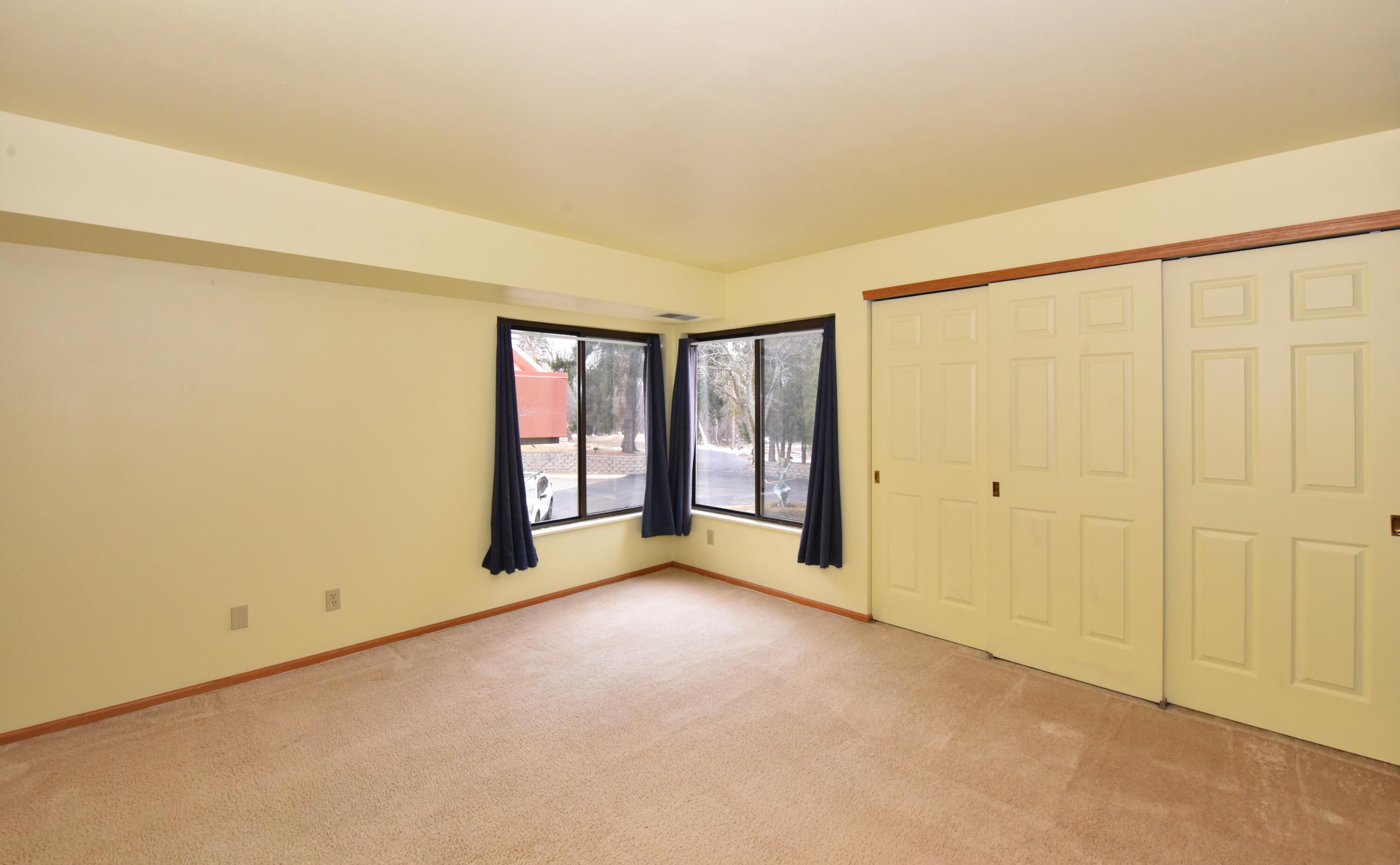 1600 West Green Tree Road, Unit A 101 Glendale, WI 53209 - Photo 20 of 32 DSC_5943