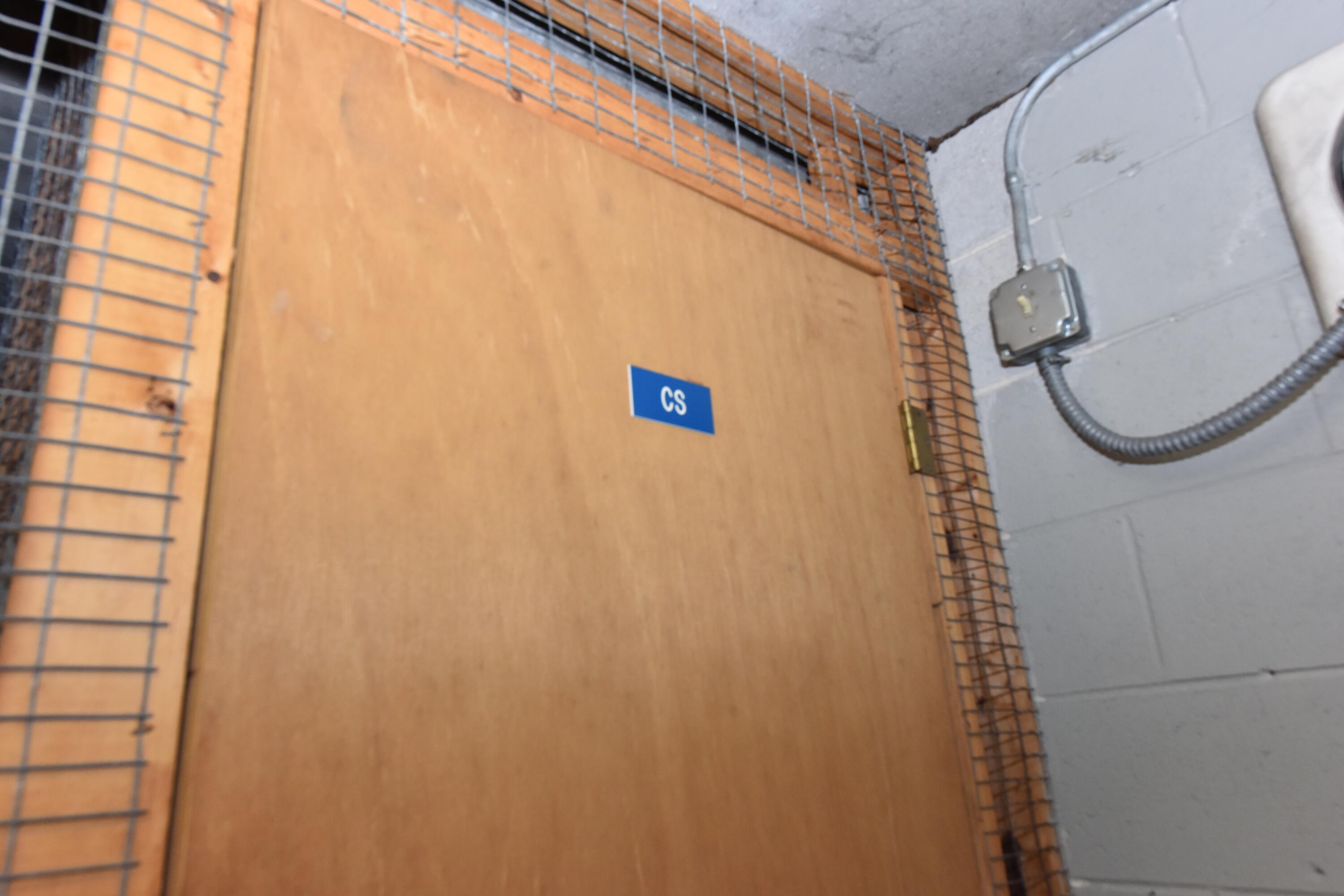 1600 West Green Tree Road, Unit A 101 Glendale, WI 53209 - Photo 25 of 32 DSC_5950