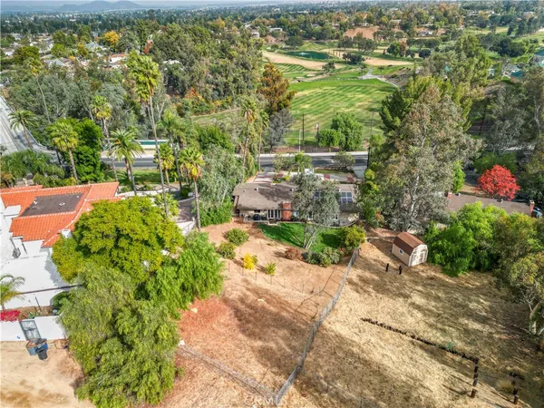 $915,000 | 5051 Victoria Avenue, Riverside, CA 92506