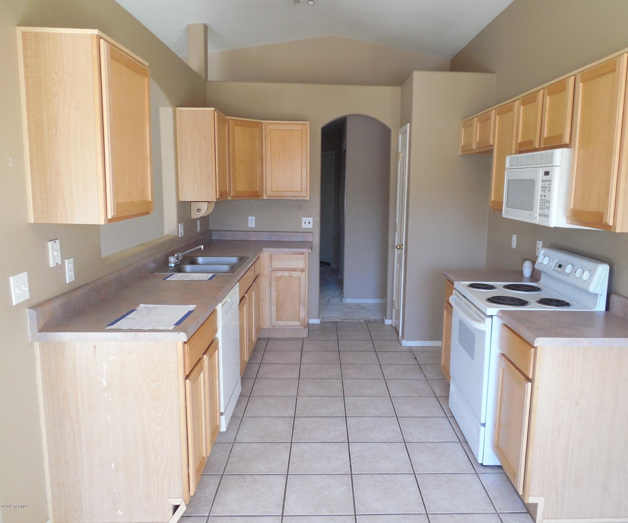 2541 South Ave Arroyo Rincon Tucson, AZ 85710 - Photo 8 of 25