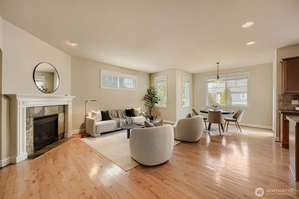 $1,830,000 | 2972 Northeast Marquette Way, Issaquah, WA 98029