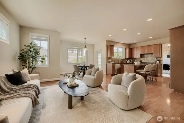 $1,830,000 | 2972 Northeast Marquette Way, Issaquah, WA 98029